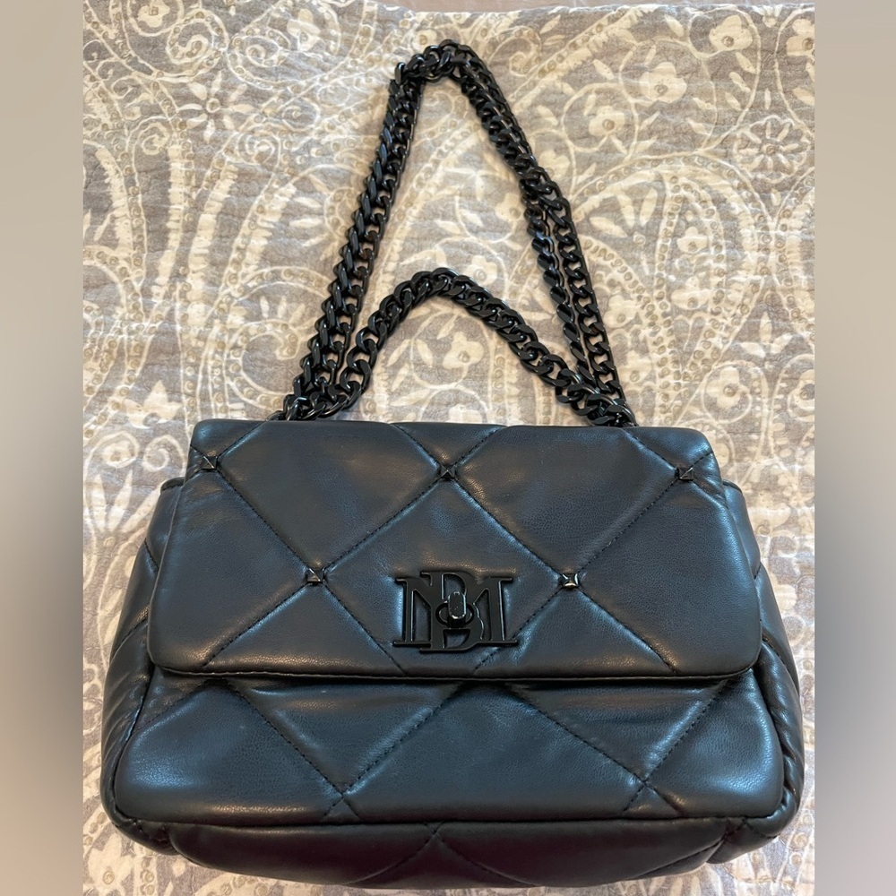 Badgley Mischka black quilted purse black chain